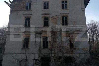 Casă cu 30 camere cu Teren 30000 Mp în Marila - 4