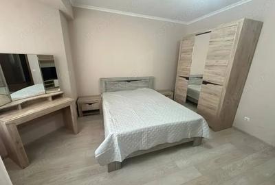 Garsonieră decomandată în Noua