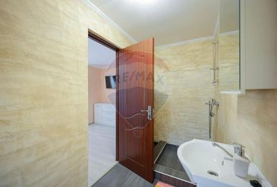 Casă individuală cu 7 camere cu Teren 600 Mp în Haieu - 28
