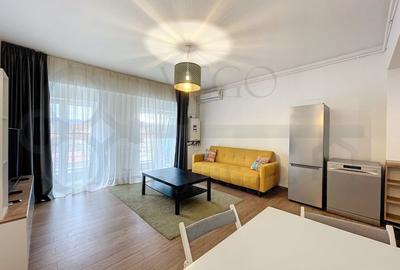 Apartament cu 3 camere semidecomandat, mobilat în Central - 3
