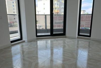 Apartament cu 3 camere semidecomandat în Tomis Plus - 1