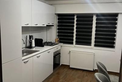 Apartament cu 2 camere decomandat în Central - 1