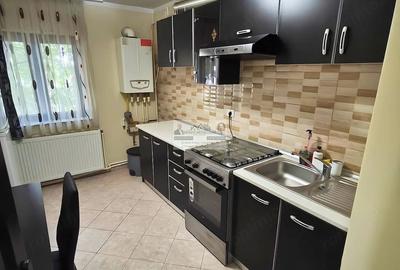 Garsonieră decomandată în Est