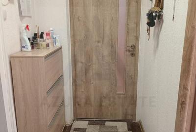 Apartament cu 2 camere decomandat, mobilat în Hipodrom 2 - 3