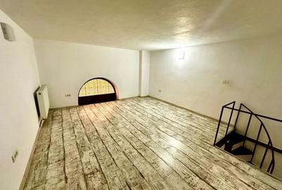Spațiu comercial, de 85 mp, în Central - 6