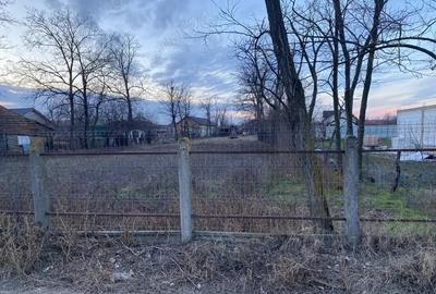 Teren de 1000 mp, în Stăncești - 2