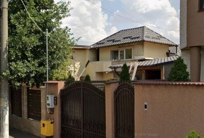 Casă cu 3 camere cu Teren 340 Mp în Central - 7