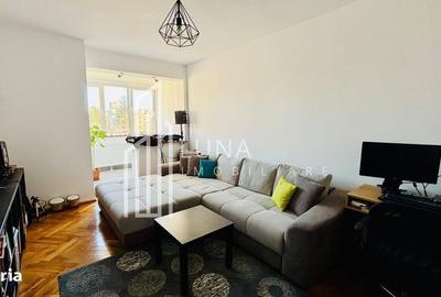 Apartament cu 2 camere decomandat în Tractorul - 2