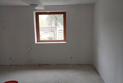 Casă cu 3 camere în Central