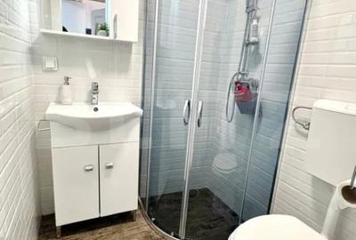 Apartament cu 2 camere semidecomandat în Mărăști