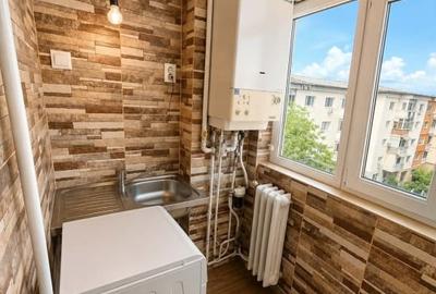 Apartament cu 2 camere decomandat, mobilat în Debarcader