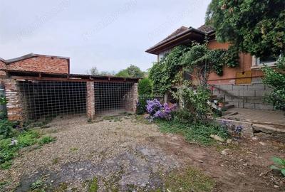 Resita Casa 2 Garaje, Curte si Gradina - 3