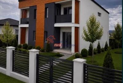 Duplex cu 3 camere cu Canalizare în Miroslava - 5