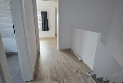 Casă cu 3 camere în Central - 8