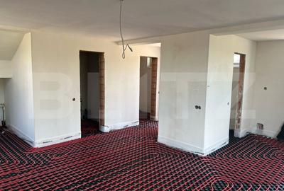 Casa de vanzare, cu 4 camere, 130,80 mp, zona Unirii - 3