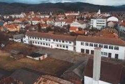 Spațiu comercial, de 6,000 mp, în Central - 1