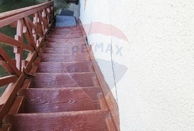 Apartament cu 3 camere de vânzare în zona Central - 12