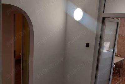 Inchiriez apartament cu 2 camere, zona 9 Mai - 1