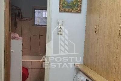 Apartament cu 2 camere, semidecomandat, confort 1 , Spita... - 8