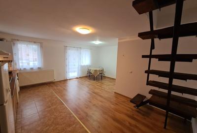 Apartament cu 3 camere decomandat în Valea Aurie - 6
