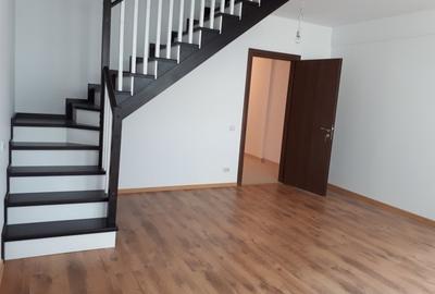 Casă cu 5 camere în Mihai Bravu