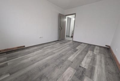 Apartament cu 2 camere decomandat în Central - 1