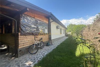 Casă individuală cu 4 camere cu Teren 578 Mp în Central - 2