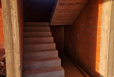 Casă cu 4 camere în Cihei - 5