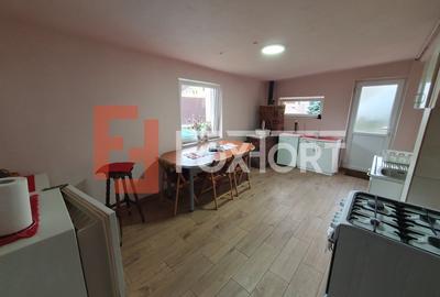 Oportunitate de investitie: 2 case total 8 camere si SAD - Freidorf - 34