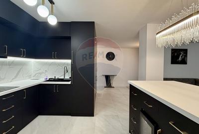 Apartament cu 4 camere decomandat, mobilat în Vasile Alecsandri