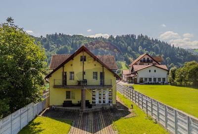 Casa / Vila cu 10 camere de vanzare in Moieciu de Jos - 18