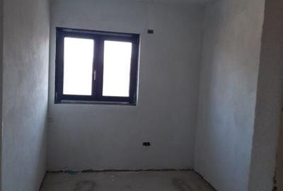 Casă cu 4 camere în Ghiroda - 3