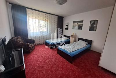 Casa 5 Camere Mangalia,  P+1, curte, loc de parcare - 3