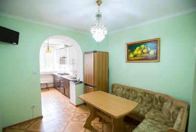 Apartament cu 2 camere decomandat în Zorilor