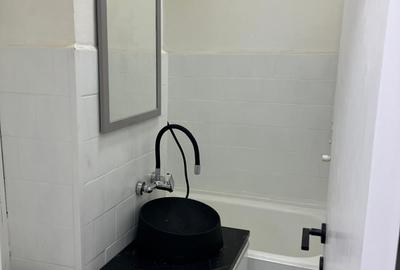 Garsonieră decomandată în Tractorul - 5