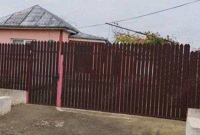 Casa si teren vanzare 15 Km Focsani , Sat. Budesti , Com Cotesti - 1
