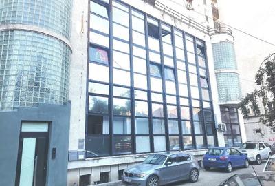 Spațiu comercial, de 18 mp, în Centrul Civic - 1