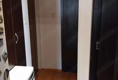 Garsonieră decomandată în Azuga - 9