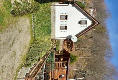 Casă cu 2 camere cu Teren 331 Mp în Lăpuștești - 4