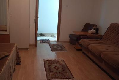 Garsonieră decomandată în Dacia - 2