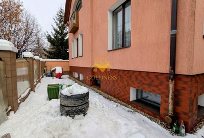 Casă individuală cu 6 camere cu Canalizare în Andrei Mureșanu - 37