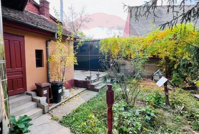 Casă cu 3 camere cu Canalizare în Eminescu - 2