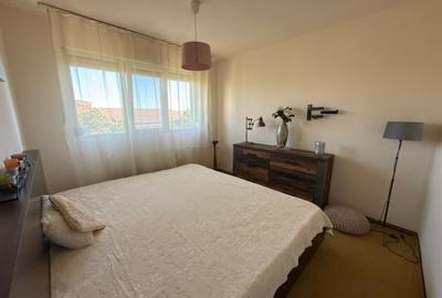 Apartament cu 3 camere decomandat în Rogerius - 2
