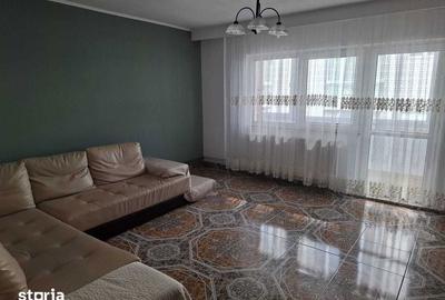 Apartament cu 3 camere decomandat în Răcădău - 2