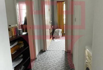 Apartament 2 camere decomandate et 6 panorama Interservisan Gheorgheni - 10
