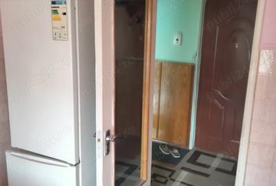 Apartament 2 camere,decomandat - 3