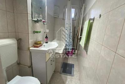 Apartament 2 camere, centrala proprie,semidecomandat, zona Dacia - 2