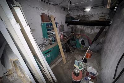 Apartament cu 3 camere semidecomandat în Km 4 - 6