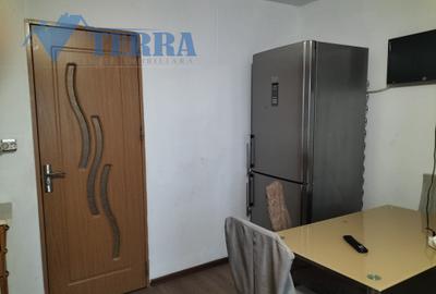 Apartament cu 2 camere semidecomandat, mobilat în Central - 3
