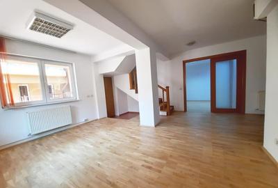 Duplex zona Moșilor - 1
